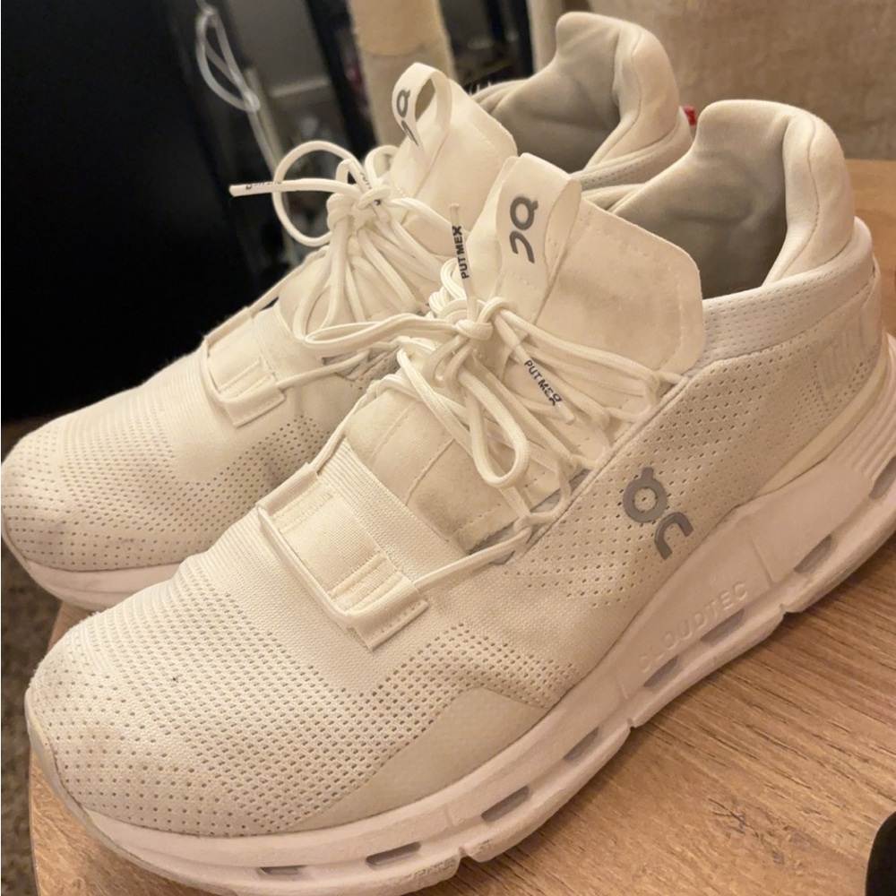 women’s onclouds